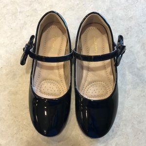 Girls dress shoes